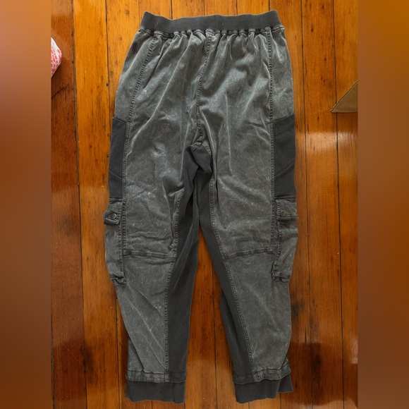 Free people Fast Track Pants Medium - Picture 8 of 11